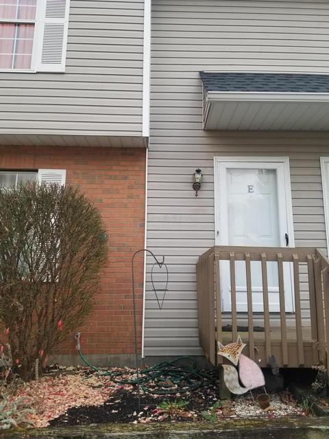1239 Pineview Trl #E, Newark, OH 43055 photo 1