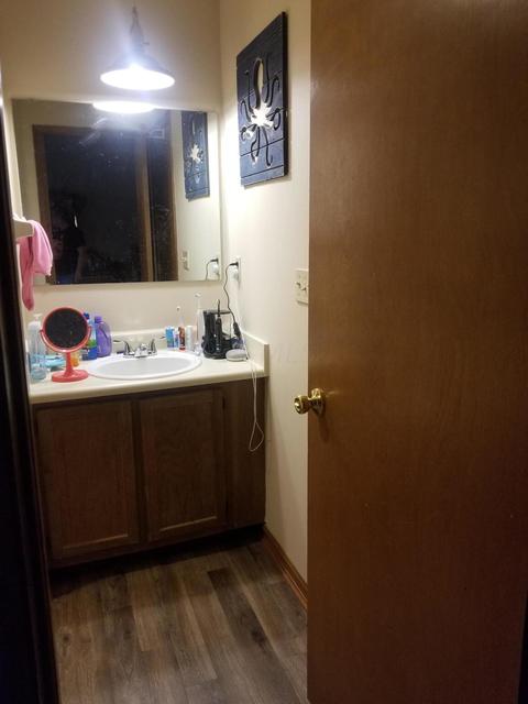 1239 Pineview Trl #E, Newark, OH 43055 photo 12