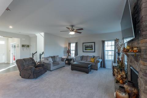 831 Wallace Dr, Delaware, OH 43015 photo 5
