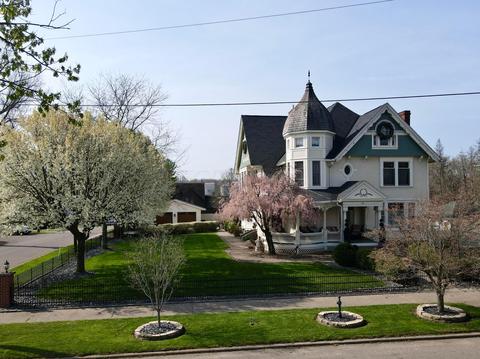 83 E South St, Jackson, OH 45640 photo 1