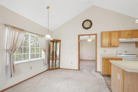 1966 Farmbrook Cir N #6-1966, Grove City, OH 43123 photo 14