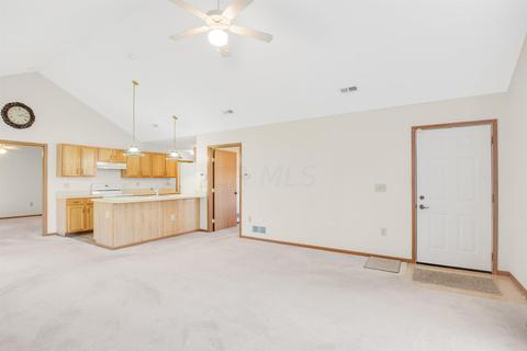 1966 Farmbrook Cir N #6-1966, Grove City, OH 43123 photo 12