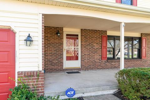 2811 Shellwick Ct, Columbus, OH 43235 photo 2
