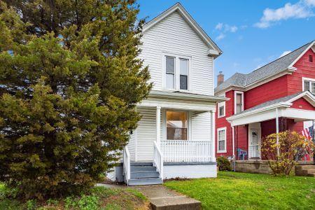 604 E Mithoff St, Columbus, OH 43206 photo 2
