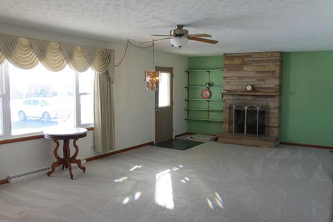 537 Wheeler Dr, Marion, OH 43302 photo 2
