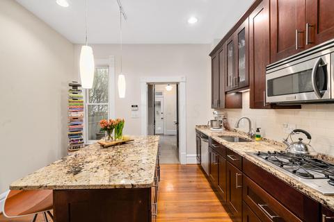 149 E 1st Ave, Columbus, OH 43201 photo 16
