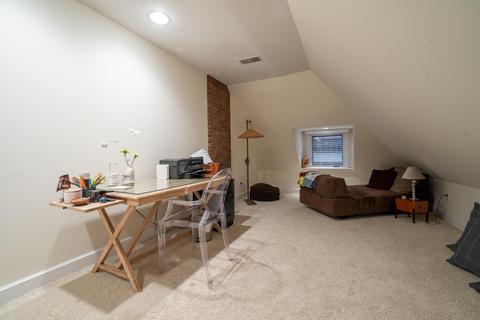 149 E 1st Ave, Columbus, OH 43201 photo 33