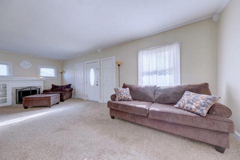 310 E Walnut St, Marion, OH 43302 photo 17