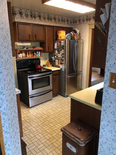 905 Atwater Ave, Circleville, OH 43113 photo 14
