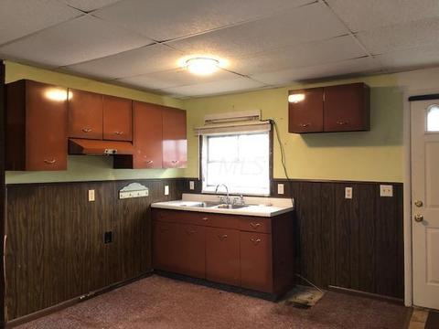46 Pinewood Dr, Columbus, OH 43213 photo 3