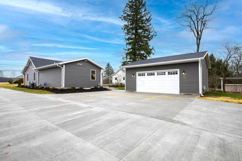 687 Shrine Rd, Springfield, OH 45504 photo 2