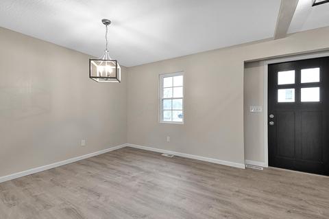19900 Fox Rd, Circleville, OH 43113 photo 4