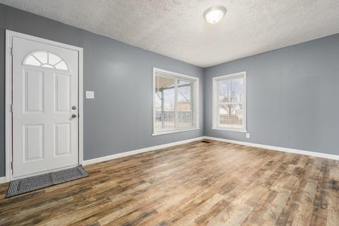 922 Ruby Ave, Columbus, OH 43227 photo 6
