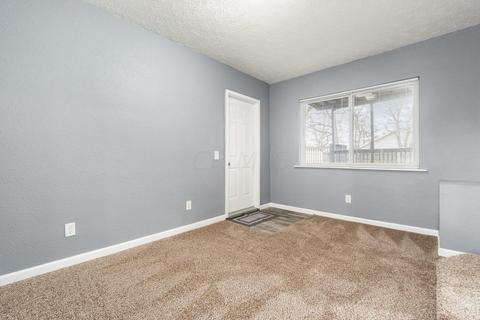 922 Ruby Ave, Columbus, OH 43227 photo 9
