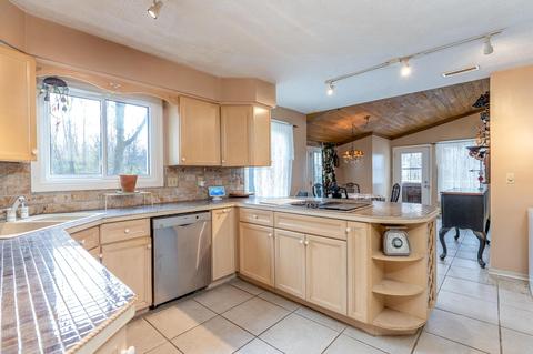 3461 Rocky Point Rd, Springfield, OH 45502 photo 8
