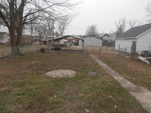 207 Olney Ave, Marion, OH 43302 photo 2