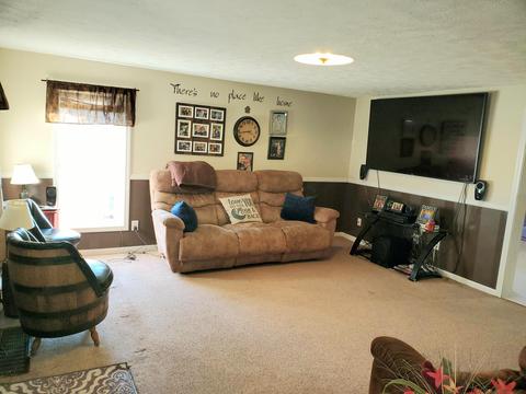 111 Market St, Philo, OH 43771 photo 7