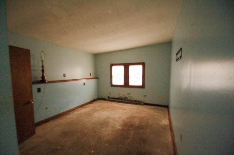 303 E Walnut St, Spring Valley, OH 45370 photo 12