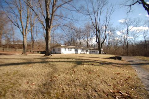 303 E Walnut St, Spring Valley, OH 45370 photo 3