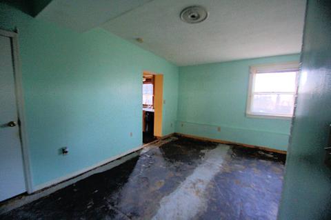 303 E Walnut St, Spring Valley, OH 45370 photo 15