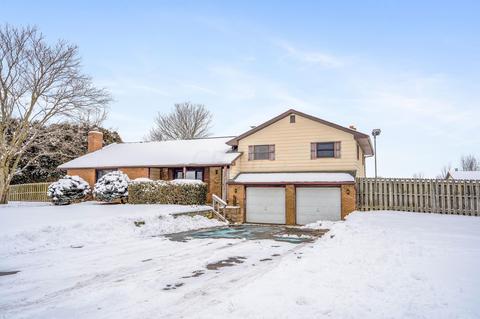 4560 Zuber Rd, Orient, OH 43146 photo 2