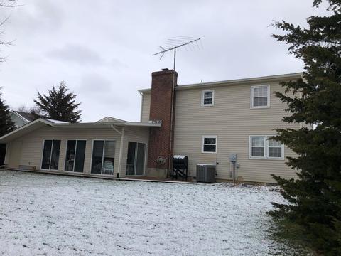 1261 Edgewood Dr, Circleville, OH 43113 photo 3