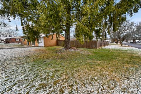 99 Greer Dr E, Newark, OH 43055 photo 4