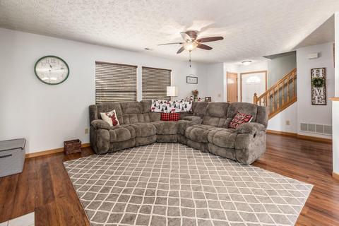 6125 Jolliff St, Galloway, OH 43119 photo 8