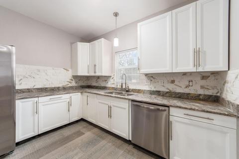 231 E Morrill Ave, Columbus, OH 43207 photo 8
