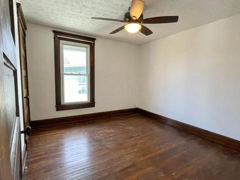 22 E North St, Newark, OH 43055 photo 14