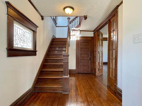 22 E North St, Newark, OH 43055 photo 2