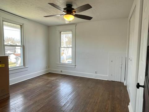 22 E North St, Newark, OH 43055 photo 16