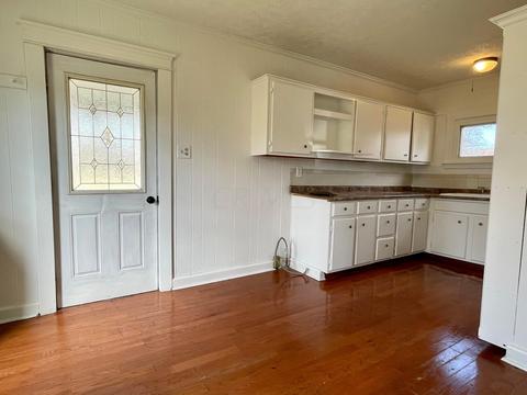 22 E North St, Newark, OH 43055 photo 10