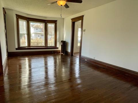 22 E North St, Newark, OH 43055 photo 9