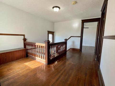 22 E North St, Newark, OH 43055 photo 12