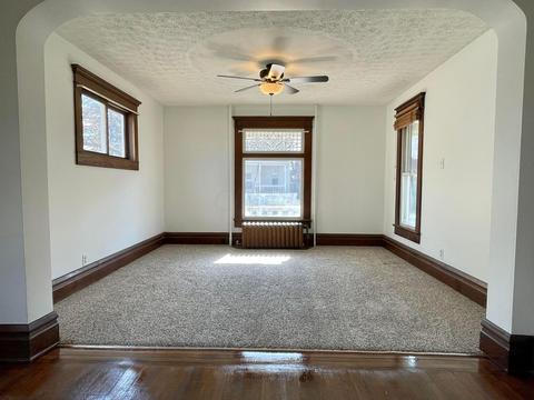 22 E North St, Newark, OH 43055 photo 6