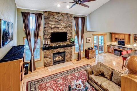 7748 Wareham Dr, Dublin, OH 43016 photo 17