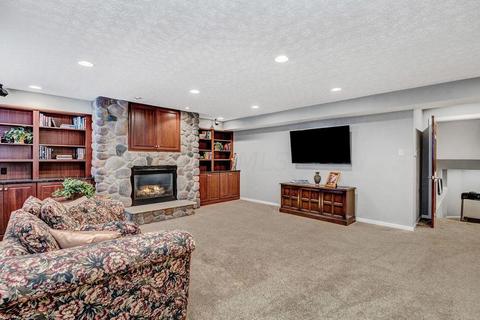 7748 Wareham Dr, Dublin, OH 43016 photo 38
