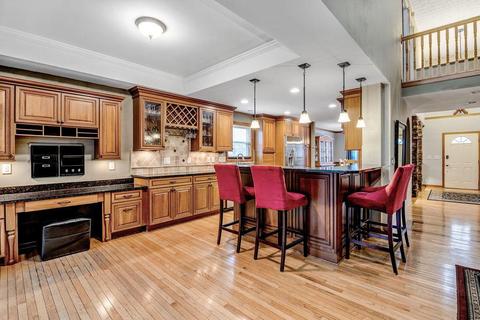 7748 Wareham Dr, Dublin, OH 43016 photo 9