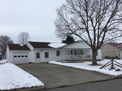 320 Sunset Dr, Circleville, OH 43113 photo 1