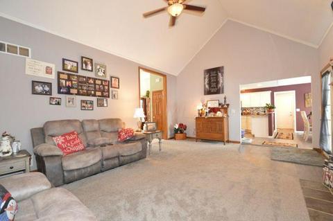 6971 Fieldbrook Dr, Springfield, OH 45502 photo 8