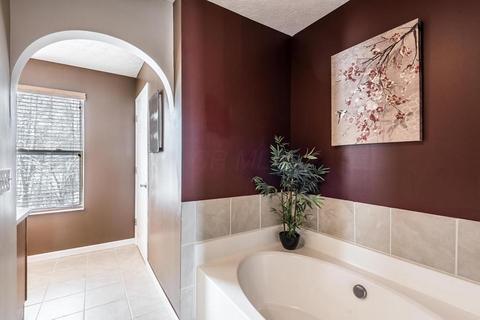 166 Deer Path Ct S, Pataskala, OH 43062 photo 38