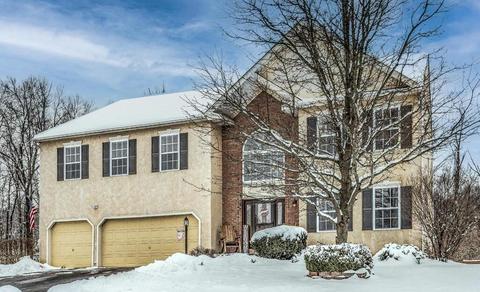 166 Deer Path Ct S, Pataskala, OH 43062 photo 2