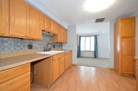 4341 Qu Wood Rd, Springfield, OH 45506 photo 2