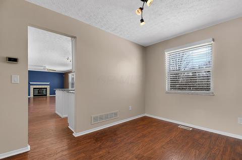1117 Devlin Ct, Columbus, OH 43228 photo 13