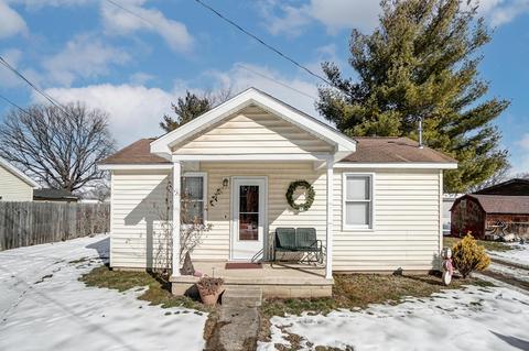 478 Dearborn Ave, Circleville, OH 43113 photo 2