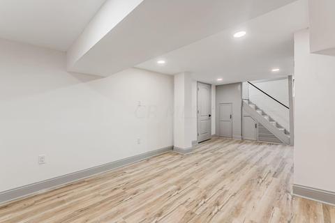 172 E Welch Ave, Columbus, OH 43207 photo 38