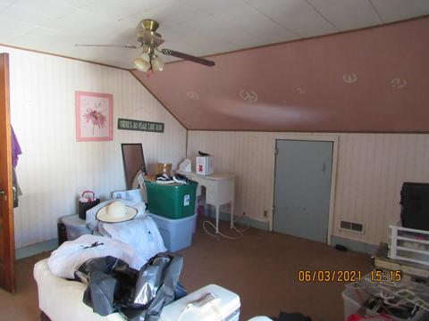 353 E Union St, Circleville, OH 43113 photo 12