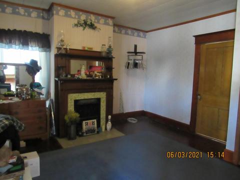 353 E Union St, Circleville, OH 43113 photo 10