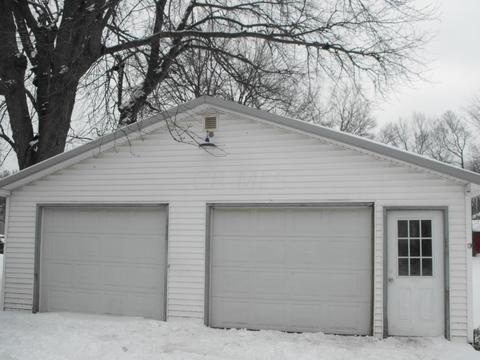 117 E Coshocton St, Johnstown, OH 43031 photo 3